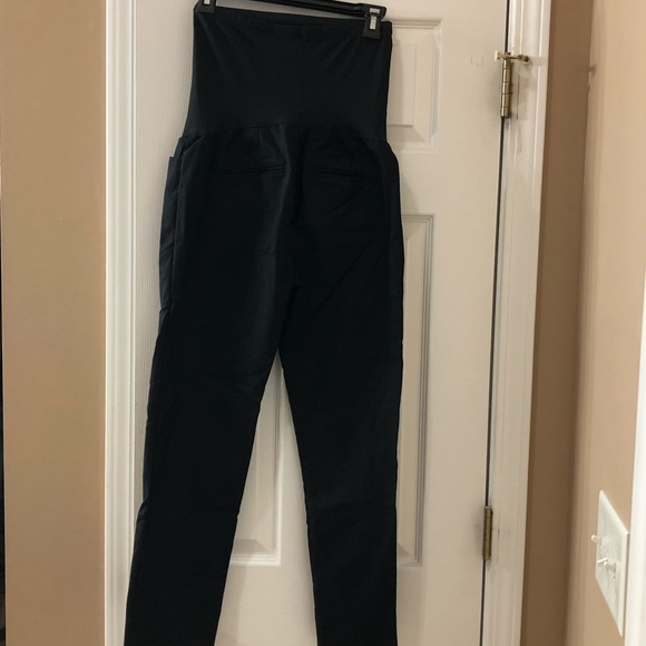 Gap maternity slim crop slacks - Picture 2 of 6